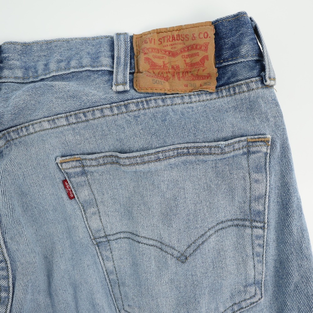 Levis 501 Mens Light‎ Wash Denim Jeans Classic Fit 38x32 Button Fly